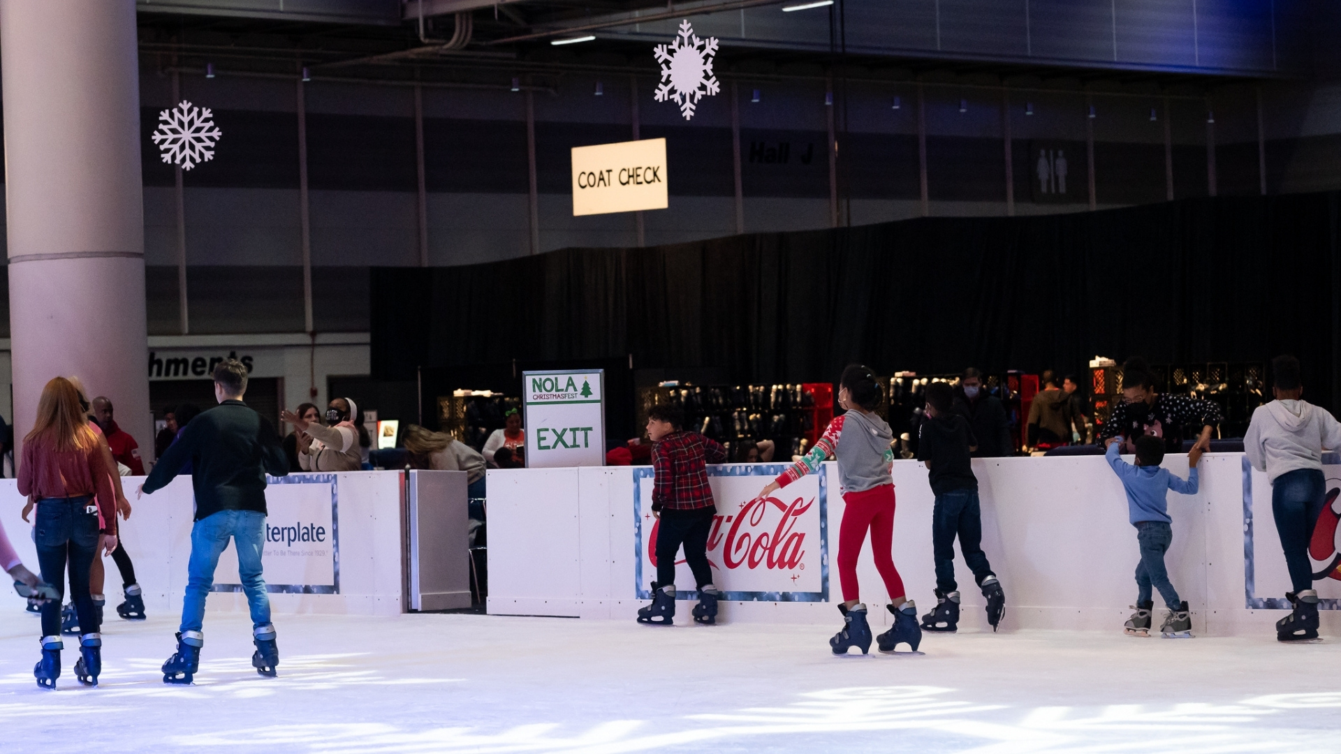 ALL THE REASONS YOU WILL LOVE NOLA CHRISTMAS FEST IN 2024 21 Ice Skating at Big Freezy Ice Rink at NOLA Christmas Fest